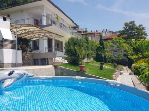 Villa Stella - private house with parking spot, pool and sea view